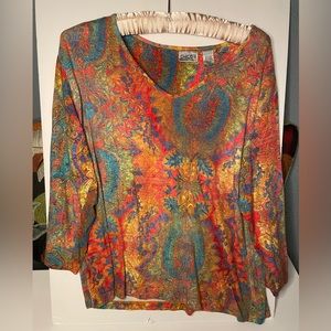 Chico’s size 3 or Women’s XL made in Korean shirt